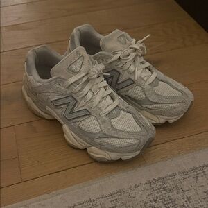 New Balance Women's Cream and Gray Sneakers